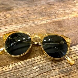 Sunglasses in great condition